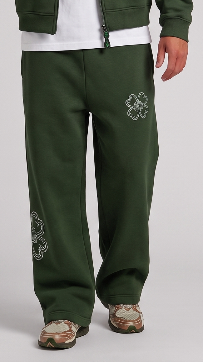 Loose Joggers with Distressed Hem